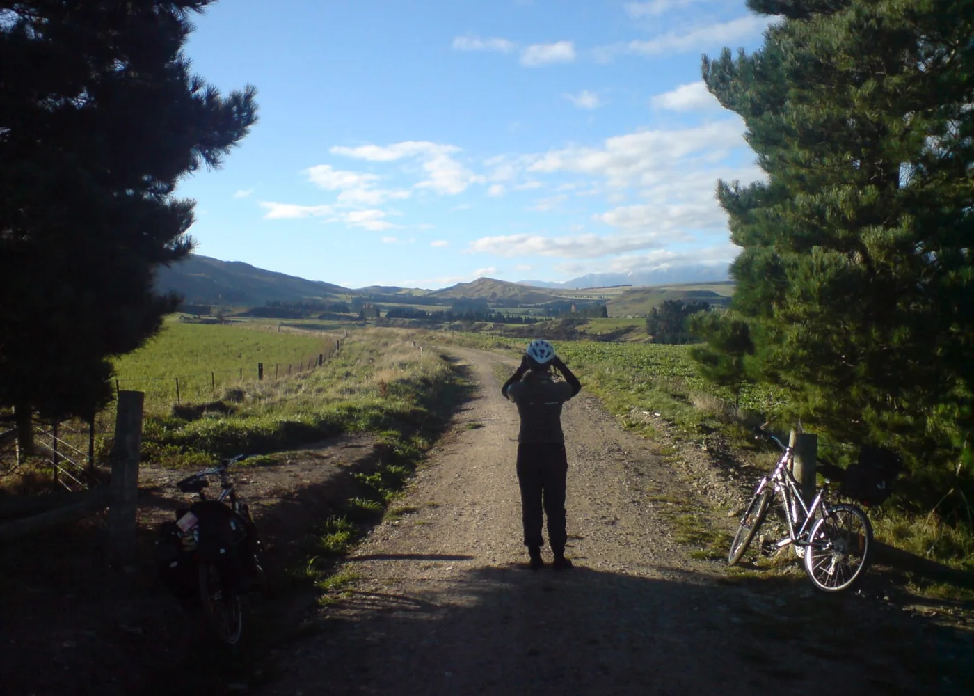 The Otago Central Rail Trail near Middlemarch